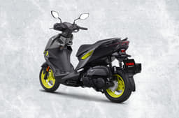 Yamaha XR155 rear left three quarter shot