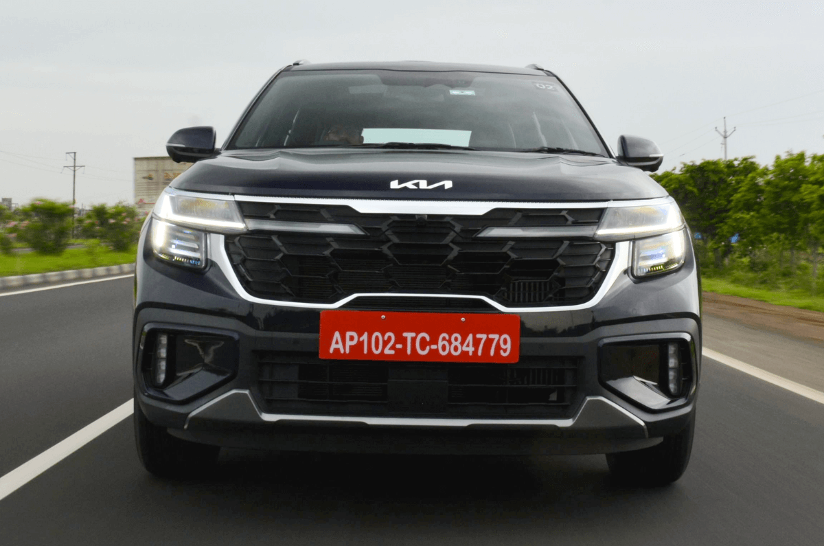 Kia Seltos grille
