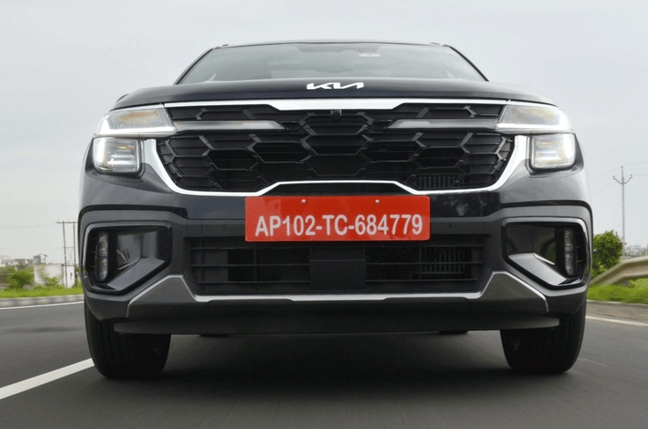 Kia Seltos grille