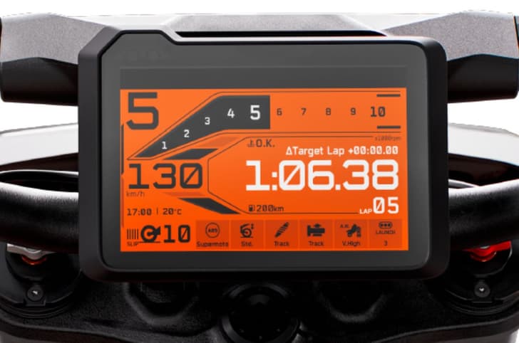 KTM 1390 Suoer Duke R TFT dash