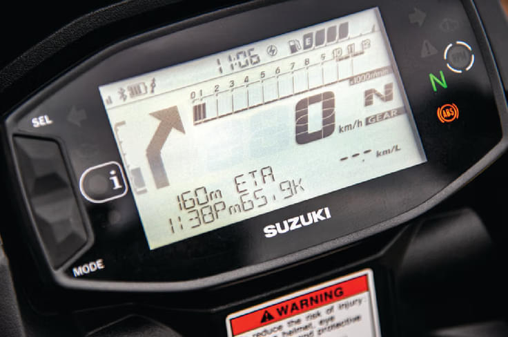 Features a basic LCD display. V-Storm SX charging LCD display