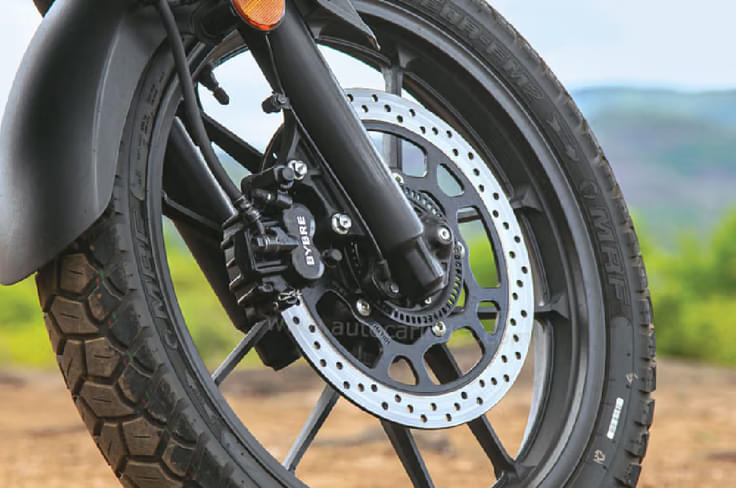Braking is adequate but could benefit from better initial bite. V-Storm SX front disc brake