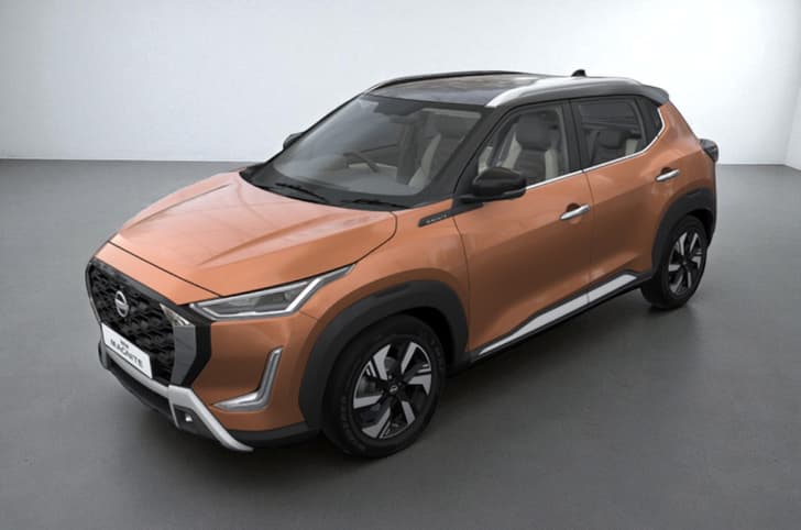 2025 Nissan Magnite in Sunrise Copper Orange with Onyx Black roof