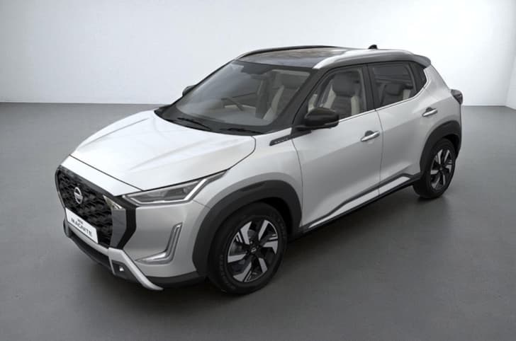 2025 Nissan Magnite in Pearl White with Onyx Black roof