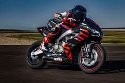 Aprilia-RS 457-right-profile-riding-shot