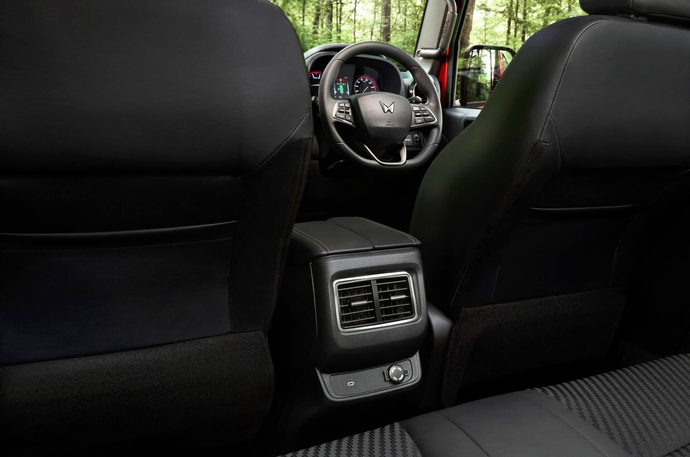 2025 Mahindra Thar facelift interior image gallery