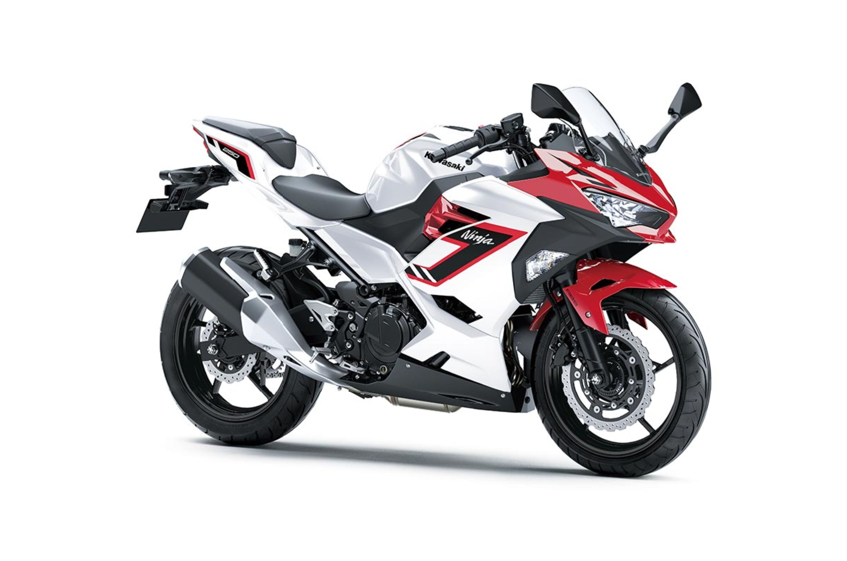 The Ninja 250 gets two two new colour schemes for 2026.