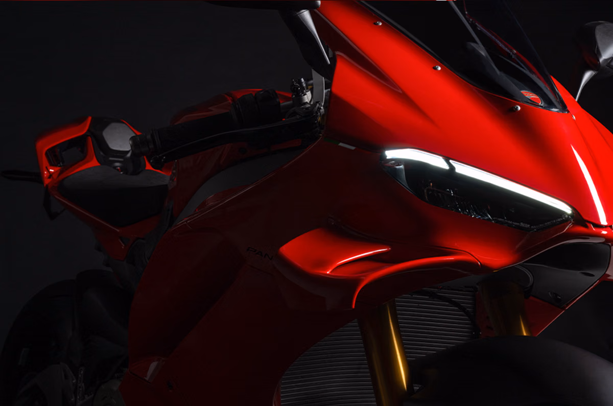 Ducati Panigale V4 S image gallery