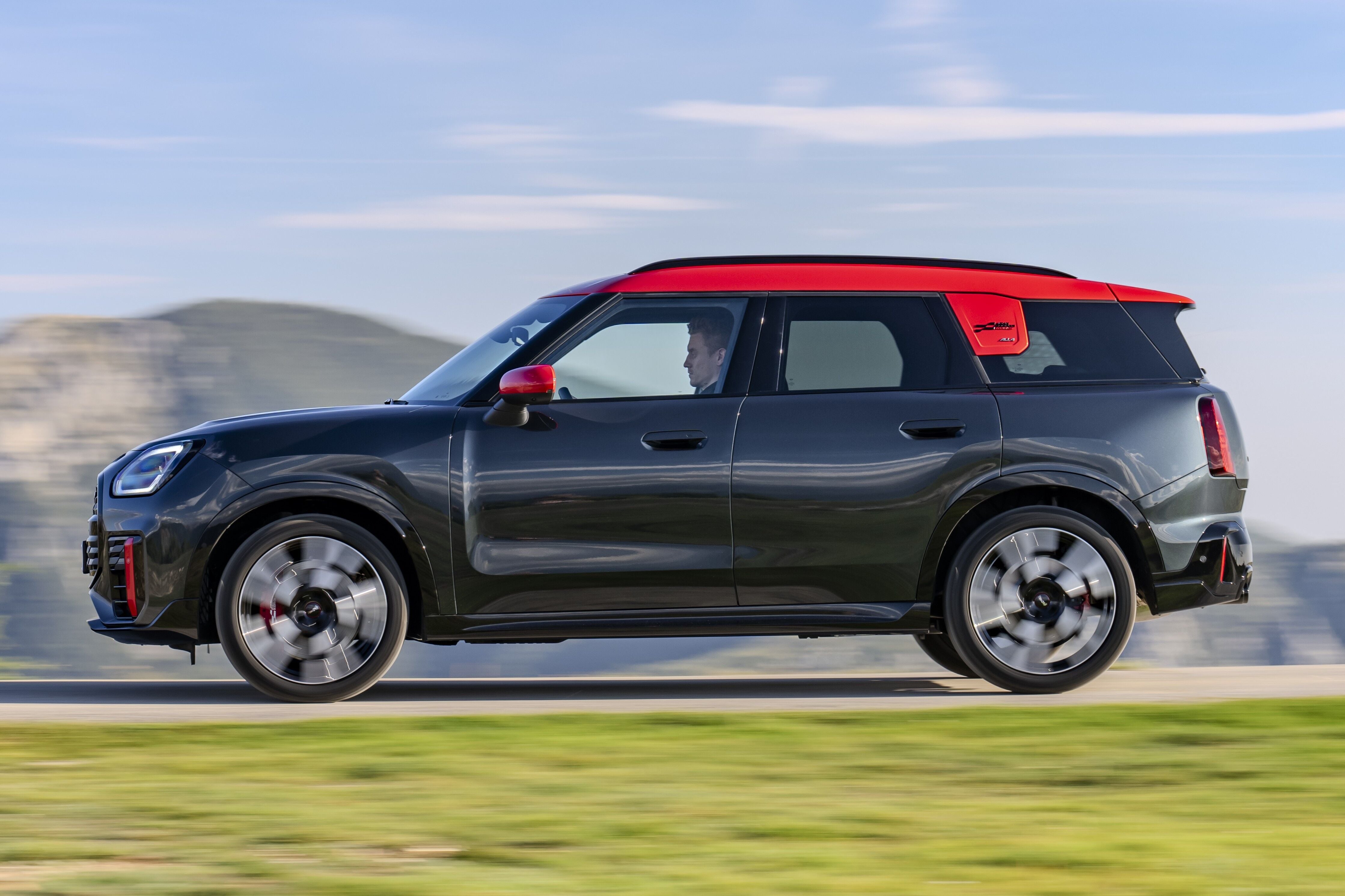 mini countryman jcw on road