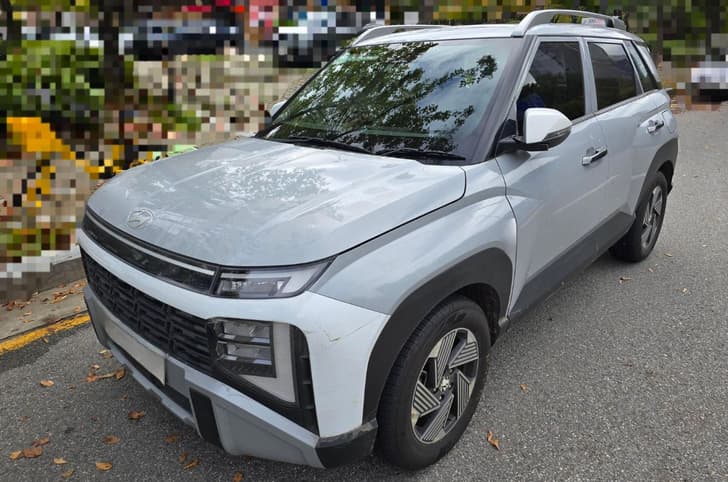 new hyundai venue on road