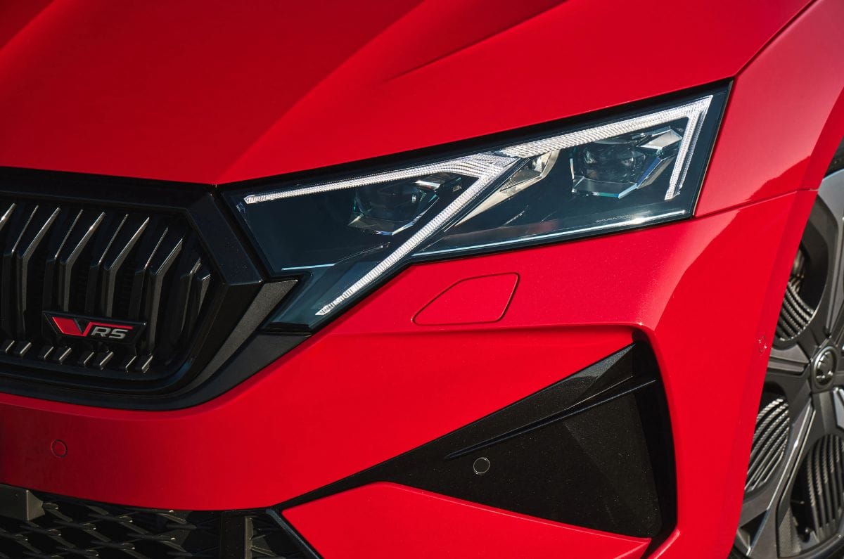 Skoda Octavia RS headlamps 