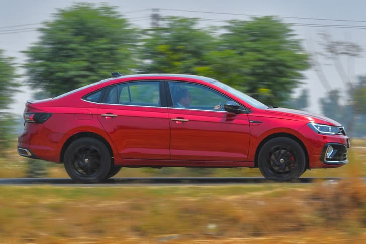 volkswagen virtus in field