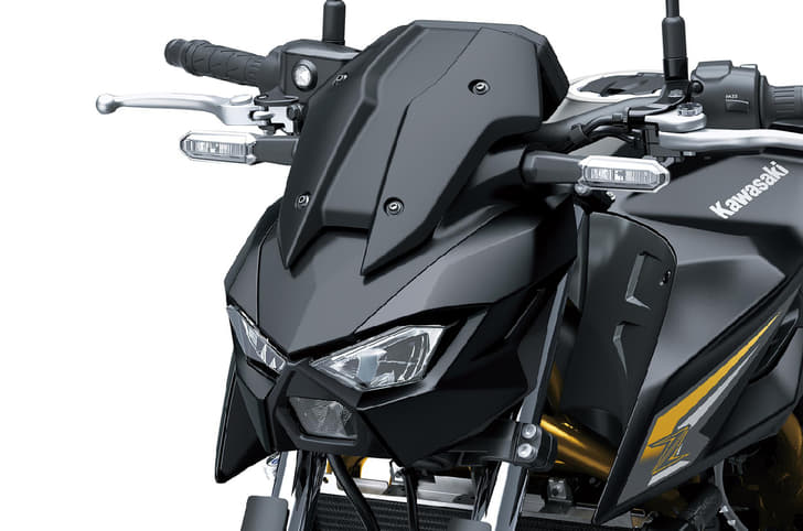 It gets the three-lamp LED headlight from the Z900.