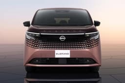 Fourth-generation Nissan Elgrand front profile