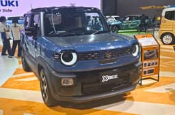 Maruti Suzuki XBee concept front quarter