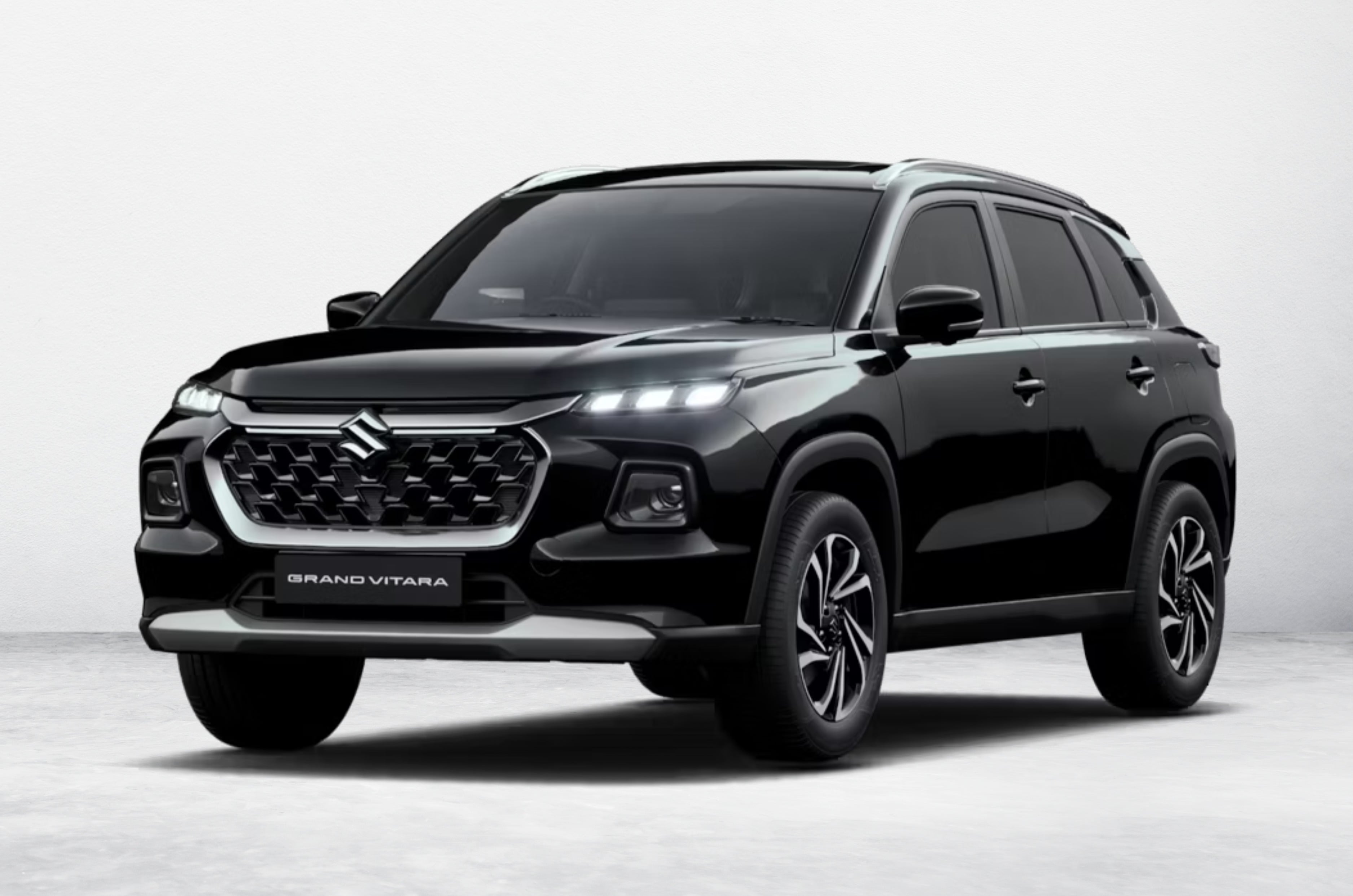 Grand Vitara Midnight Black colour