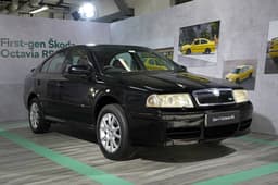 2004 skoda octavia rs in garage