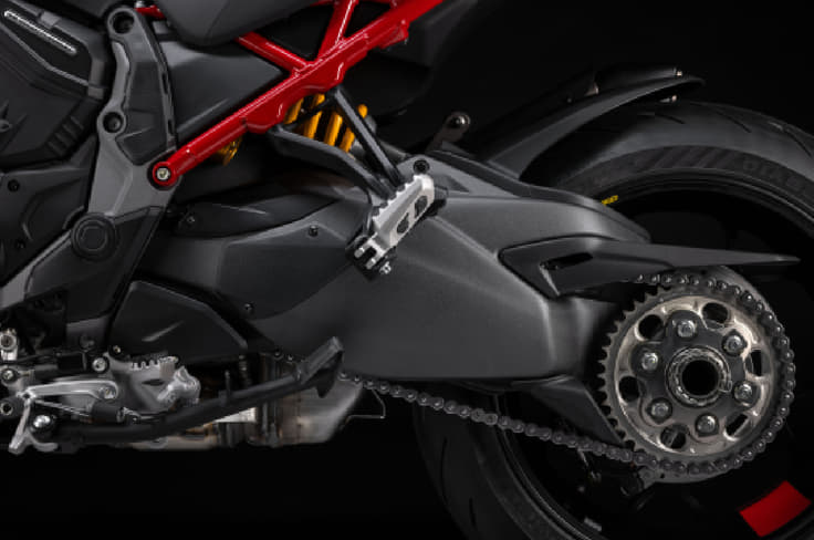 The riding position has been made more aggressive with footpegs positioned higher and further back. The riding position has been made more aggressive with footpegs positioned higher and further back.