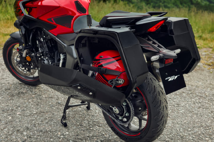 The detachable panniers come as standard fitment. The detachable panniers come as standard fitment.