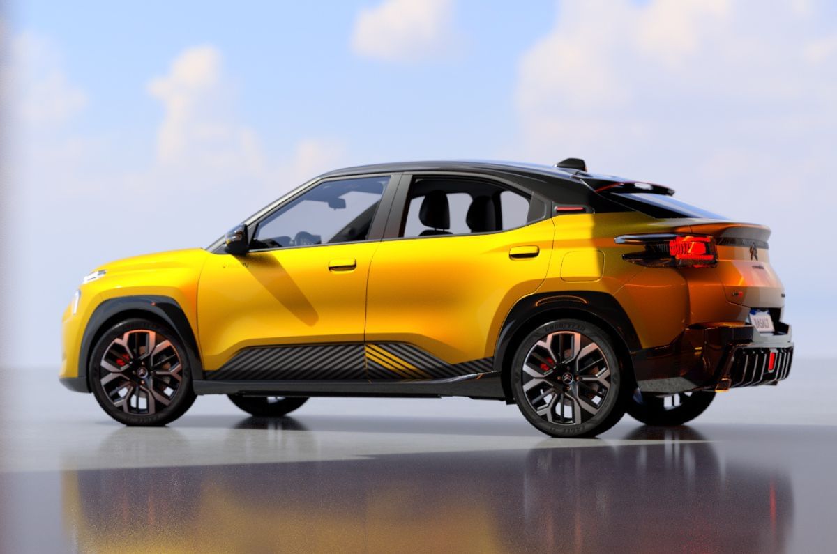 The Citroen Basalt Vision concept is finished in an Amber Yellow hue and features contrasting black and red elements. 