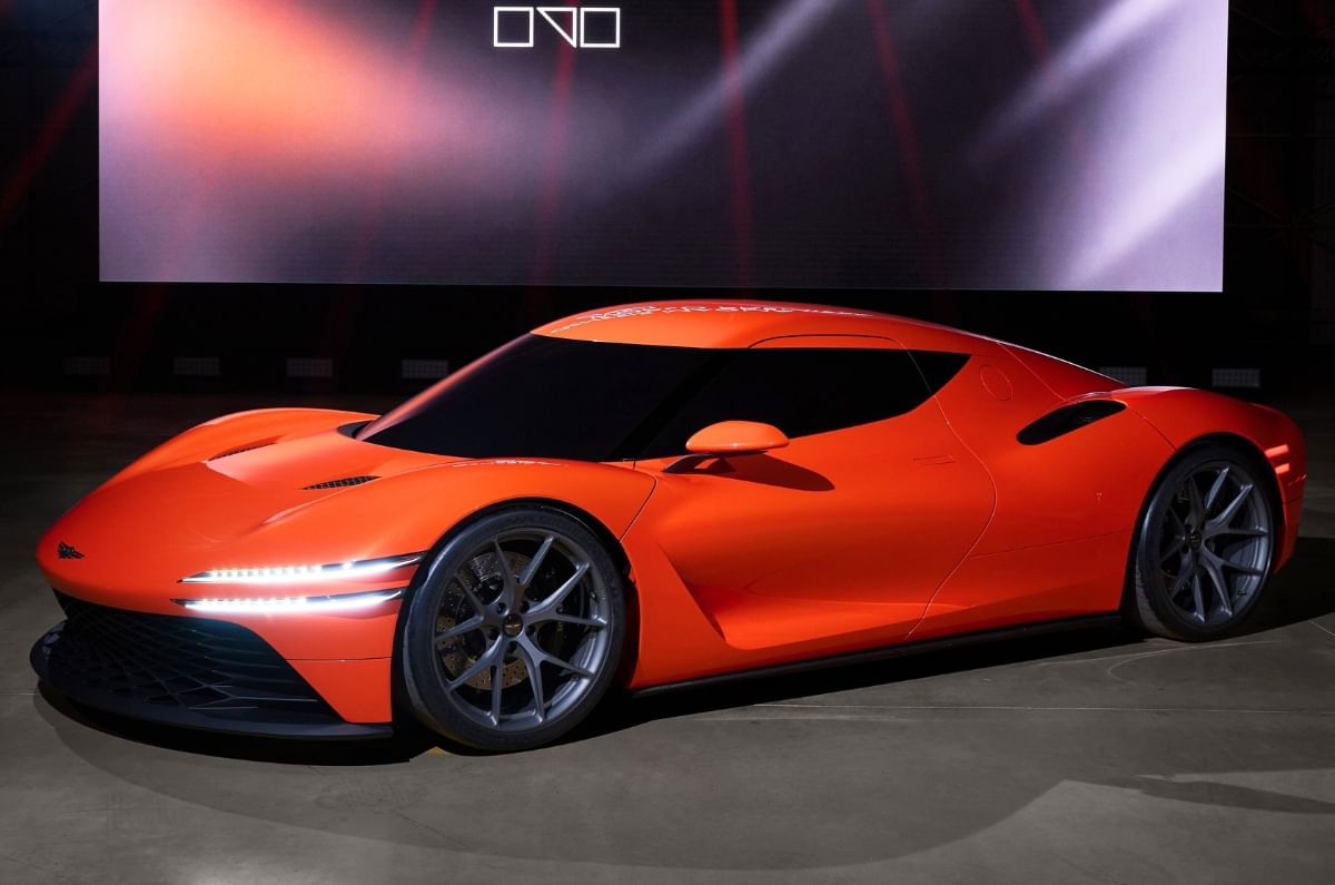 The Magma GT Concept gets dive canards integrated into the headlights and signature G-Matrix grille.
