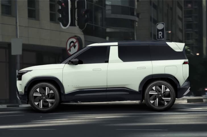 Tata Sierra in Pristine White colour