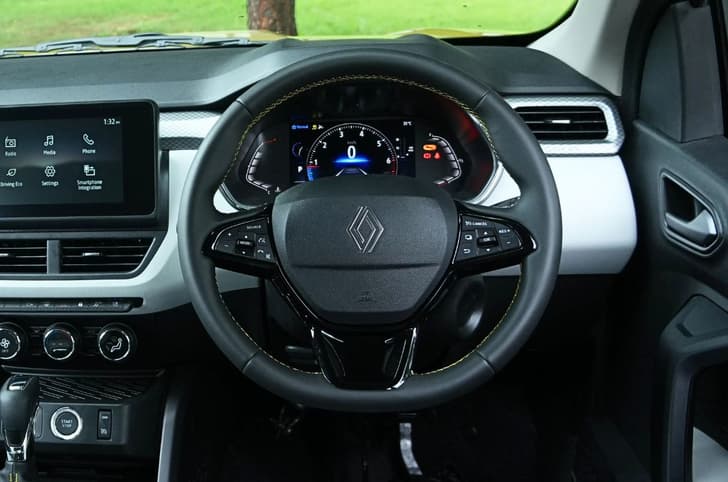 Renault Kiger interior images