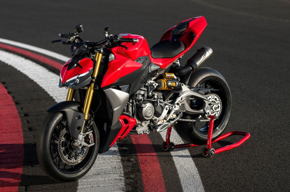 After introducing the updated Multistrada V2 and Panigale V2 recently, Ducati has launched the 2025 Streetfighter V2 in India