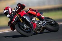 Ducati Streetfighter V2 cornering shot