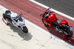 Ducati SuperSport 950 S in white and red