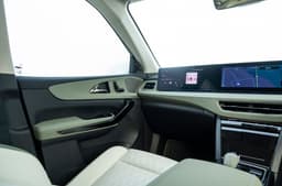 Mahindra XEV 9S dashboard and third screen