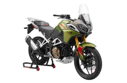 The 'Viper Green' colour is exclusive to the BTO variant.