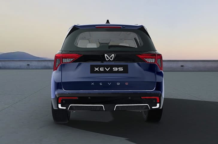 mahindra xev 9s in studio