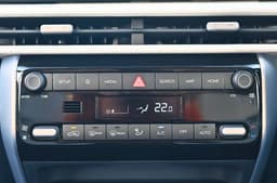Hyundai Venue AC control panel