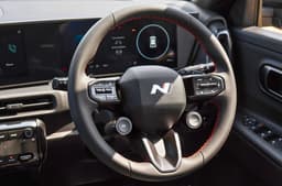 Hyundai Venue N Line steering wheel