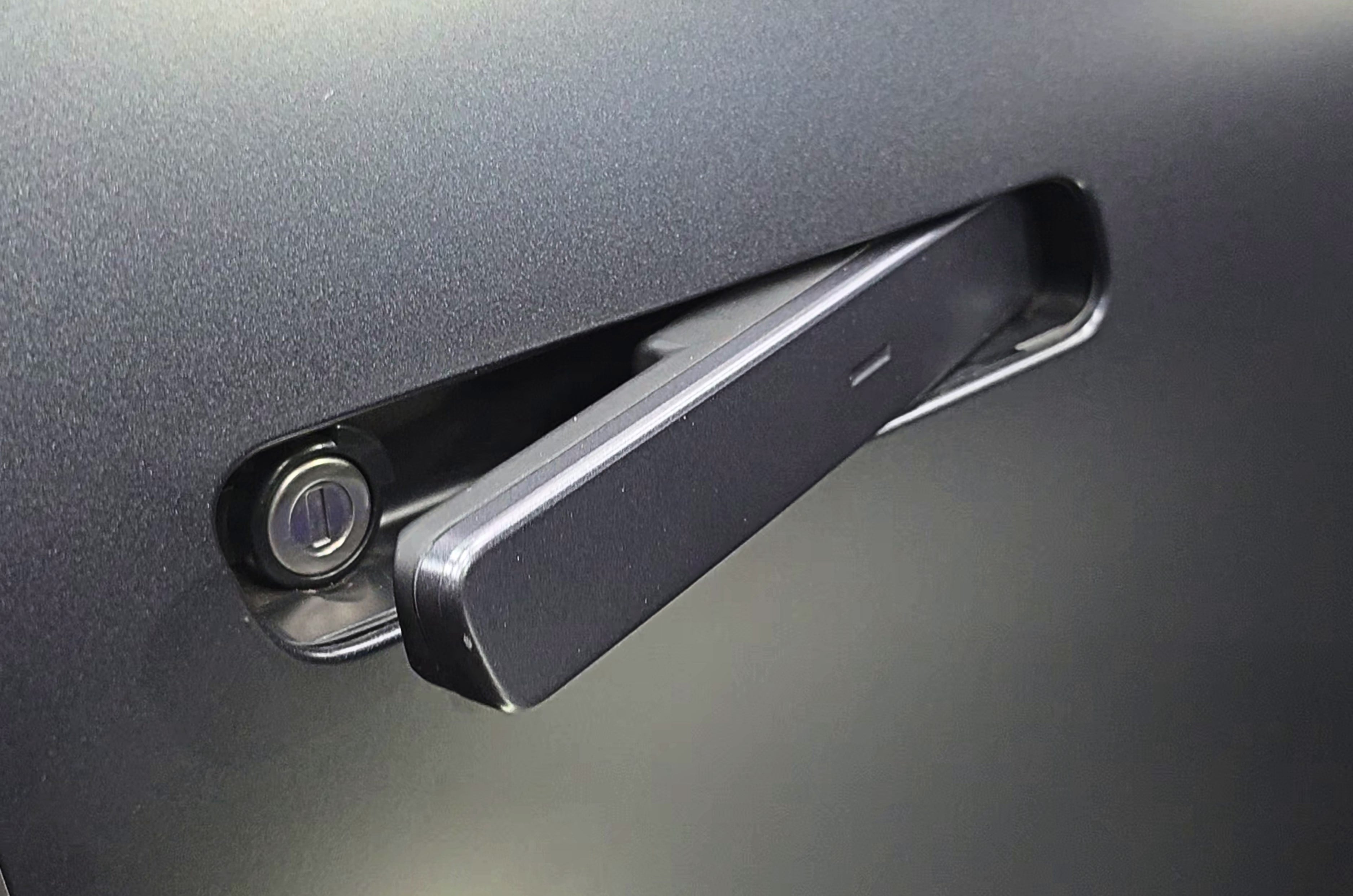 2026 Kia Seltos flush door handles
