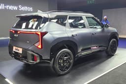 2026 Kia Seltos Gravity Grey rear left side