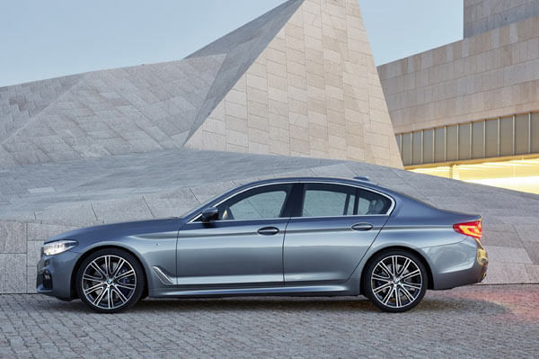 2017 BMW 5-series revealed