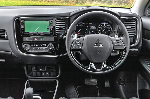 2017 Mitsubishi Outlander India launch soon