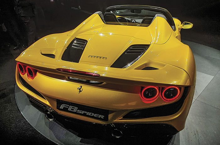 Ferrari F8 Spider, 812 GTS: A close look