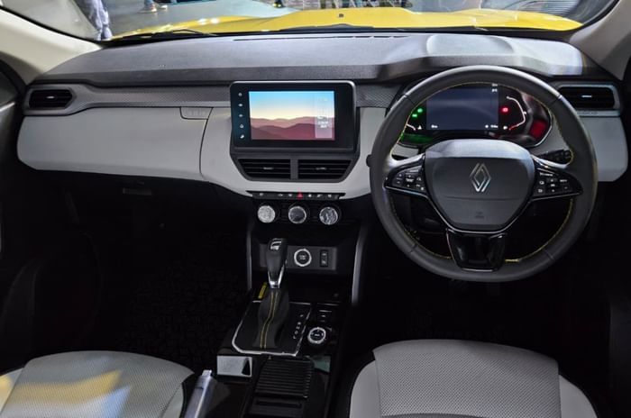2025 Renault Kiger interior