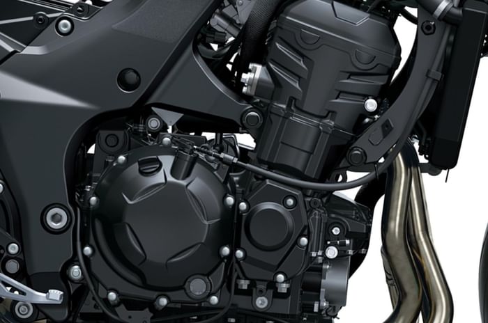 Kawasaki Z1100 engine