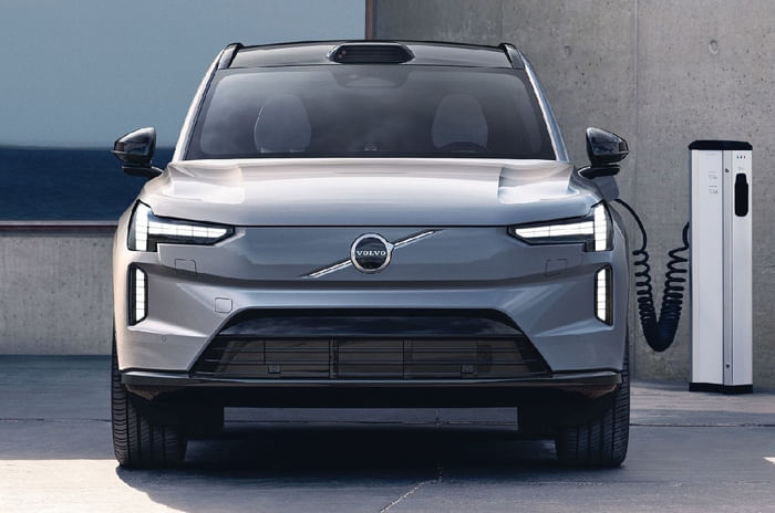Volvo EX90 EV unveiled as brand&#8217;s new flagship SUV