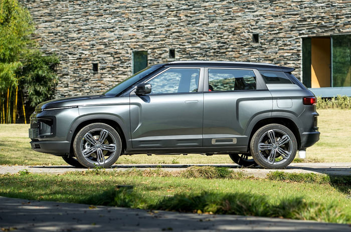 Geely&#8217;s Icon SUV claimed to have Coronavirus counter