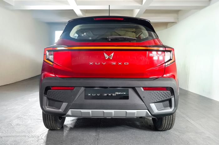New Mahindra XUV 3XO RevX priced at Rs 8.94 lakh New Mahindra XUV 3XO RevX priced at Rs 8.94 lakh