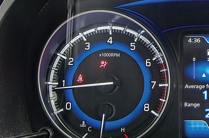 Maruti Suzuki Baleno tachometer
