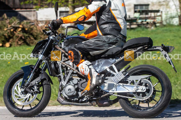Next-gen KTM 390 Duke spied on test