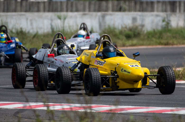 Royal Enfield Continental GT cup makes debut at 2021 JK NRC