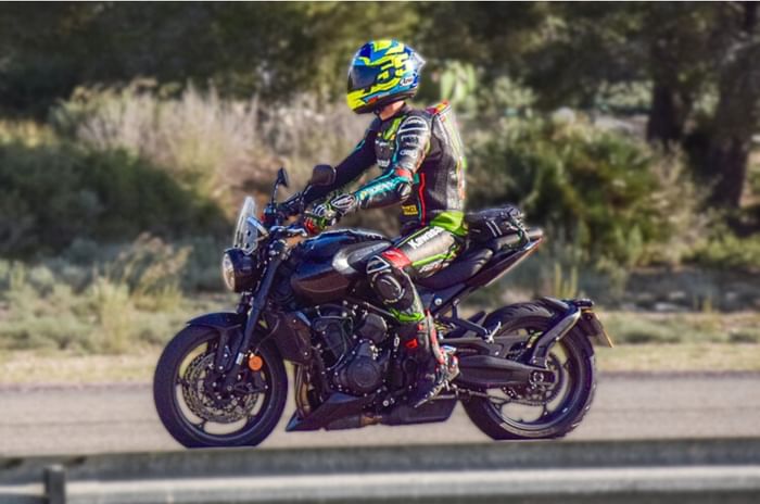 Triumph Trident 800 left side profile spy shot on highway