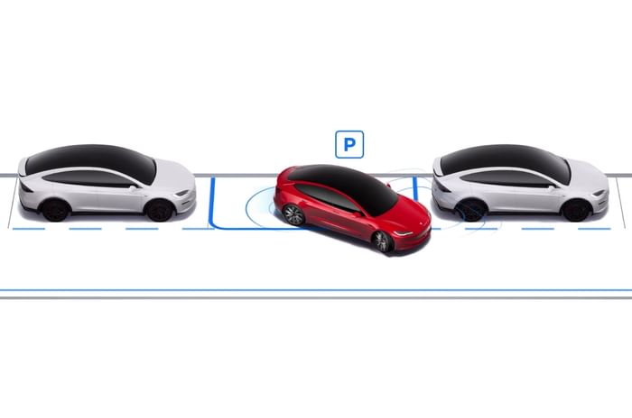 Tesla Model Y auto pilot feature using the self park function Tesla Model Y auto pilot feature using the self park function